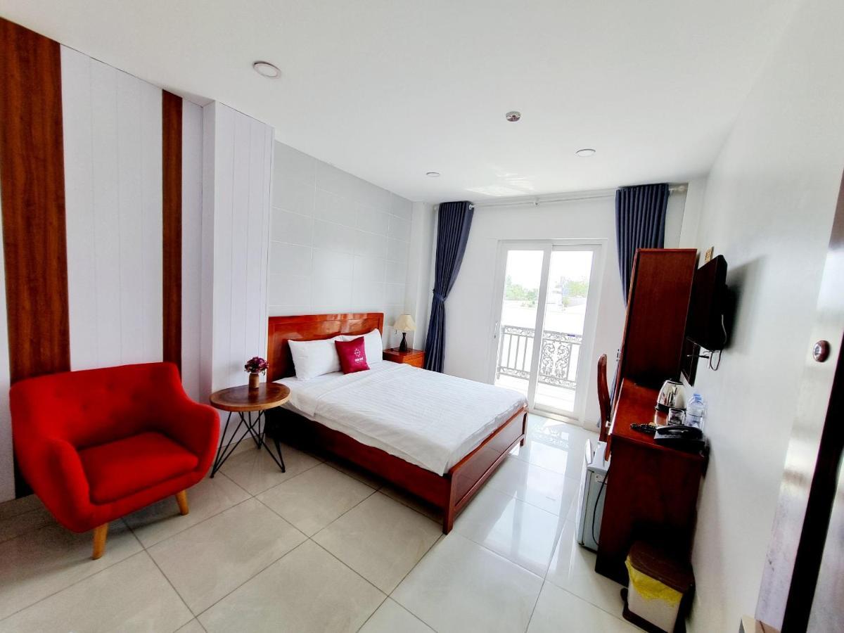Minh Khue Hotel Vĩnh Long Exterior photo