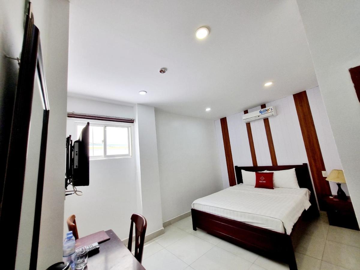 Minh Khue Hotel Vĩnh Long Exterior photo