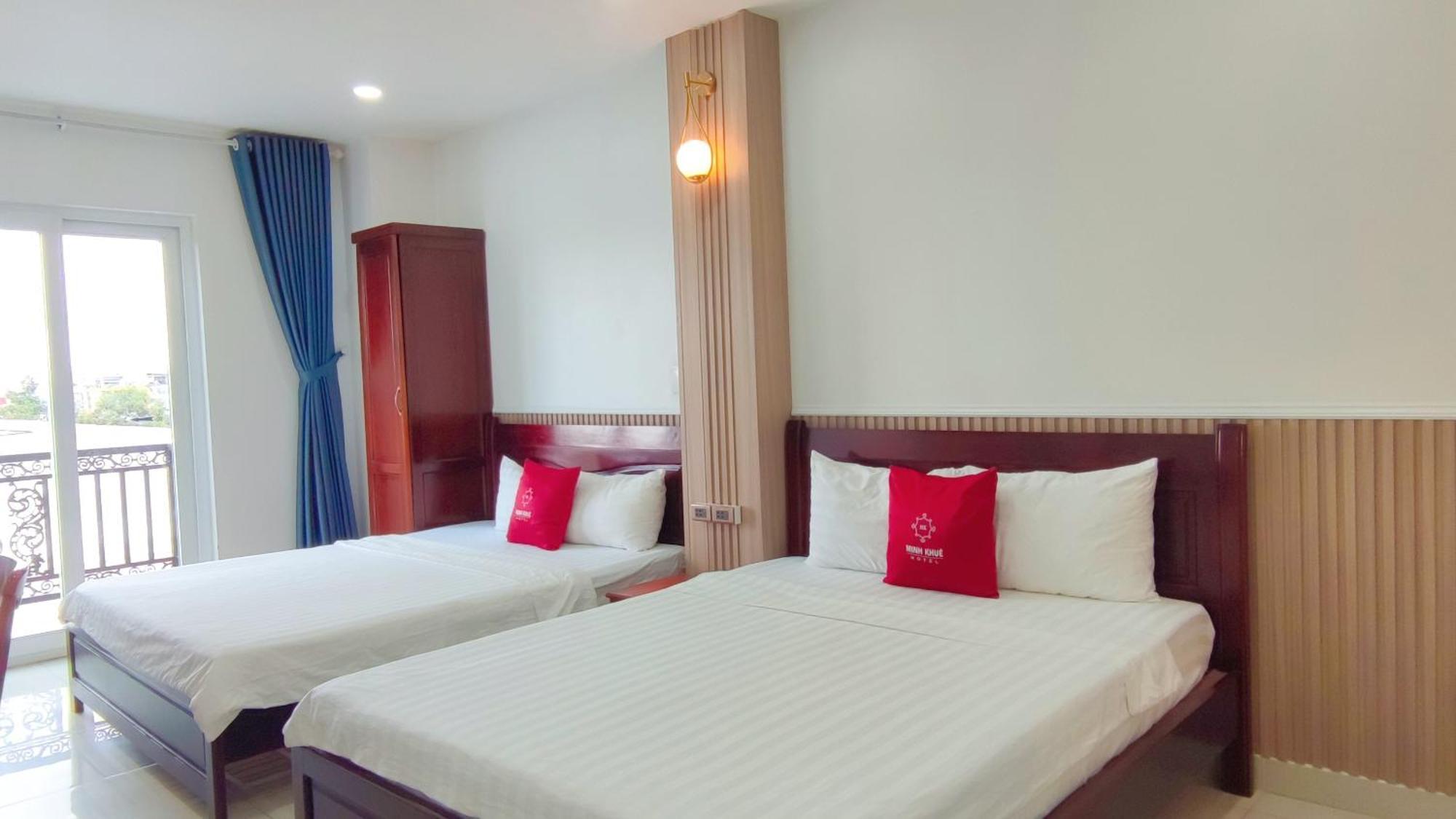 Minh Khue Hotel Vĩnh Long Exterior photo