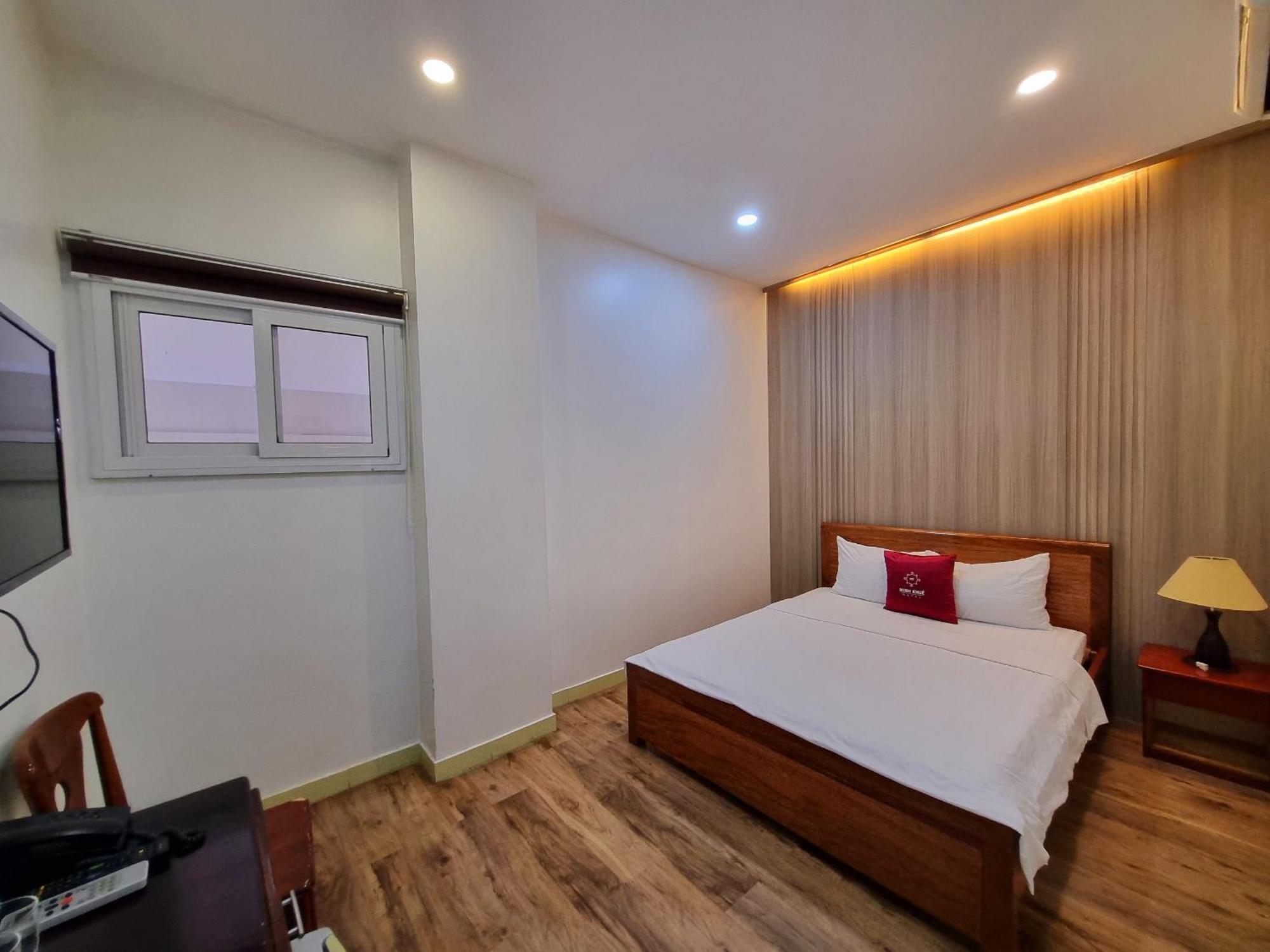 Minh Khue Hotel Vĩnh Long Exterior photo